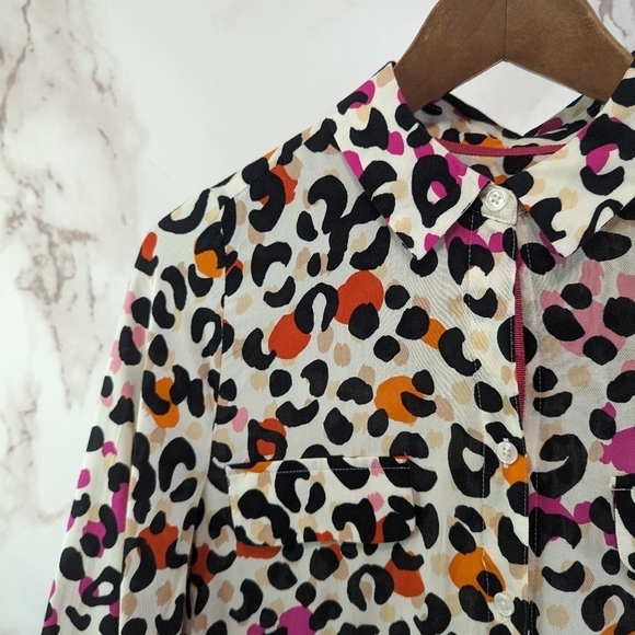 Chicos Shirt Womens Small 4 6 0 Button Up Vibrant Animal Leopard Cheetah Pink - Picture 2 of 12